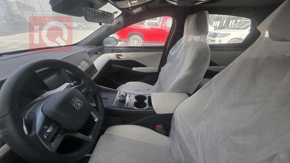 بي واي دي Qin Plus